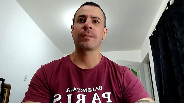 Snapshot of nicolay_74 chatting on November 2025 12:25:02 AM nicolay 74 online show from November 2025 12:25:02 AM