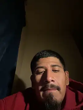 Snapshot of twohightwonut805 chatting on February 2025 07:27:02 AM twohightwonut805 online show from February 2025 07:27:02 AM