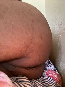 Snapshot of twohightwonut805 chatting on October 2025 04:30:02 PM twohightwonut805 online show from October 2025 04:30:02 PM