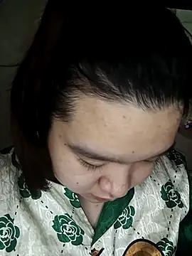 Snapshot of Thomgdee chatting on November 2025 07:24:02 AM Thomgdee online show from November 2025 07:24:02 AM