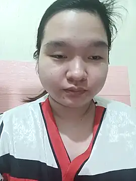 Snapshot of Thomgdee chatting on December 2025 01:37:01 AM Thomgdee online show from December 2025 01:37:01 AM