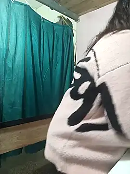 Snapshot of Thomgdee chatting on February 2026 01:13:01 PM Thomgdee online show from February 2026 01:13:01 PM