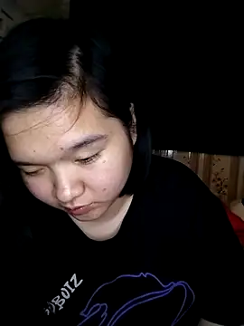 Thomgdee online show from February 2025 01:32:02 PM