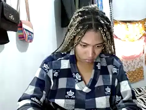 miriam775 online show from February 2025 01:11:02 PM