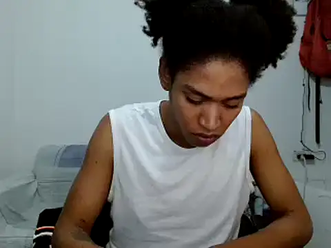 miriam775 online show from October 2025 11:27:01 PM