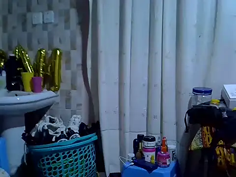 Snapshot of Just_Karu chatting on April 2026 09:44:01 PM Just Karu online show from April 2026 09:44:01 PM