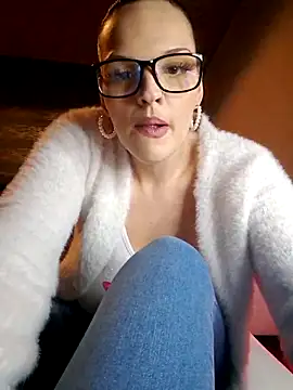 Snapshot of Jujuicy_97 chatting on March 2025 06:01:02 PM Jujuicy 97 online show from March 2025 06:01:02 PM