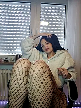 Snapshot of Jujuicy_97 chatting on February 2025 11:32:02 AM Jujuicy 97 online show from February 2025 11:32:02 AM