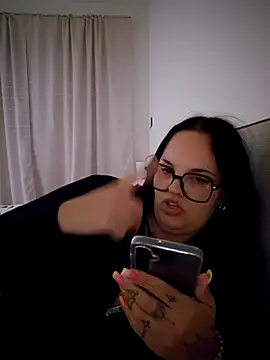 Snapshot of Jujuicy_97 chatting on July 2026 06:49:01 PM Jujuicy 97 online show from July 2026 06:49:01 PM
