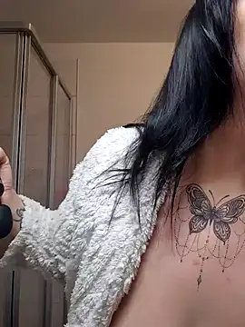 Jujuicy 97 online show from March 2026 05:58:01 PM