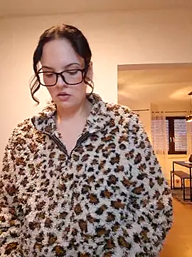 Jujuicy 97 online show from February 2026 09:07:02 AM