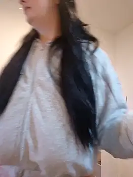 Jujuicy 97 online show from February 2026 11:08:02 AM