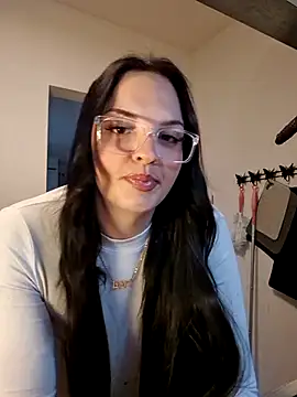 Jujuicy 97 online show from October 2025 07:57:02 PM