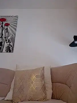 Jujuicy 97 online show from April 2026 10:38:02 AM