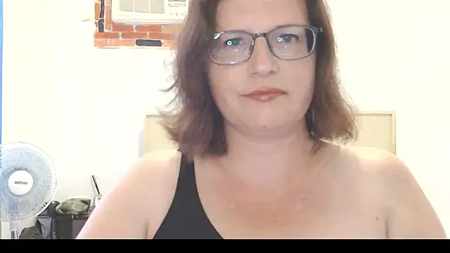 CrimsonMistress online show from March 2026 10:39:01 PM