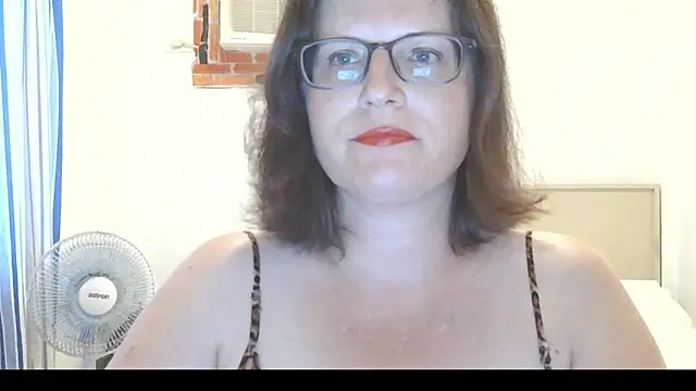 CrimsonMistress online show from March 2026 10:10:01 PM