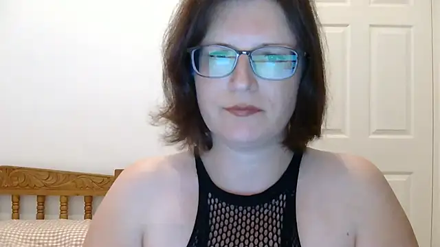 CrimsonMistress online show from December 2025 10:23:01 PM