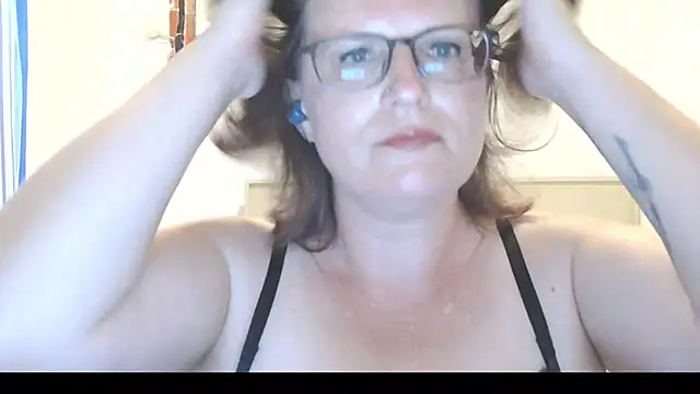 CrimsonMistress online show from March 2026 10:37:01 PM