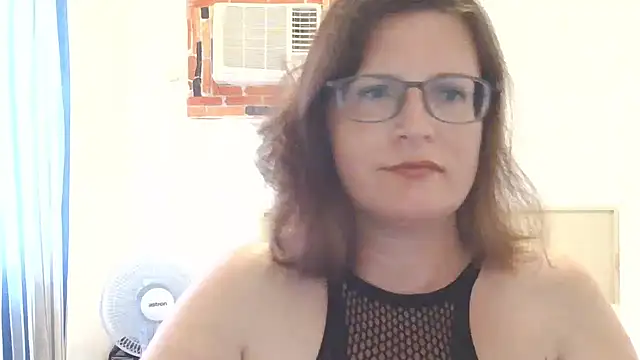 CrimsonMistress online show from May 2026 10:46:02 PM