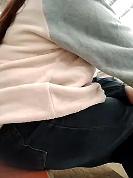 JasminePham online show from January 2026 04:52:01 AM