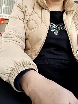 JasminePham online show from January 2026 05:25:01 AM