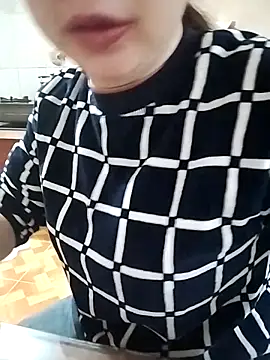 JasminePham online show from November 2025 12:48:01 AM