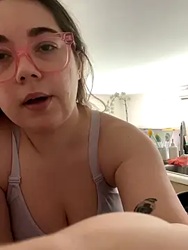 brooklynivy online show from October 2025 04:57:01 AM