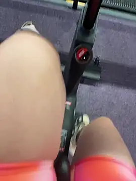 brooklynivy online show from February 2026 10:59:02 AM