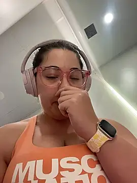 brooklynivy online show from March 2026 11:25:02 AM