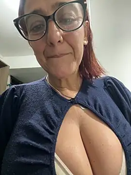 anastasia and jordan online show from February 2026 10:15:02 AM