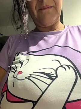 anastasia and jordan online show from January 2026 10:43:02 AM