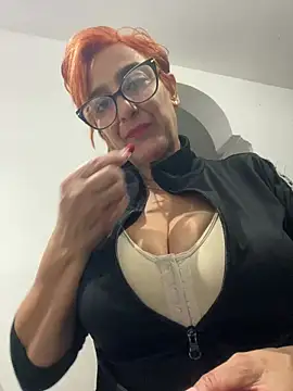 Snapshot of anastasia_and_jordan chatting on April 2026 06:42:02 AM anastasia and jordan online show from April 2026 06:42:02 AM
