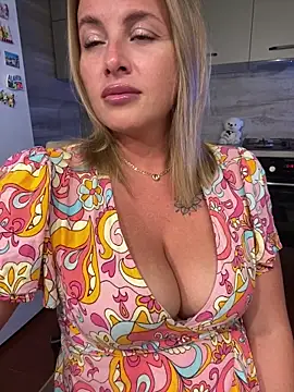 Cute Hot Alice online show from June 2026 09:15:01 PM
