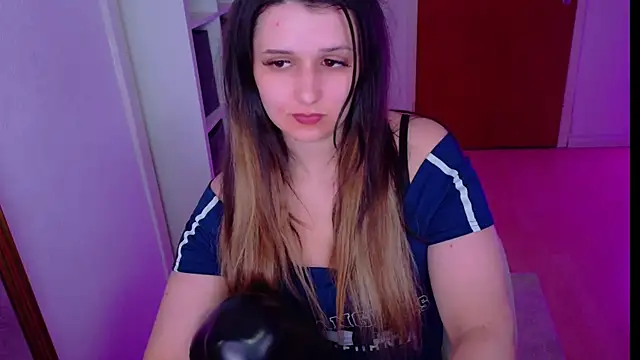 jenna-sxy19 online show from September 2025 05:17:01 PM