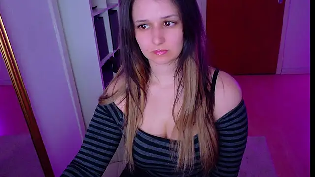 jenna-sxy19 online show from September 2025 04:25:01 PM