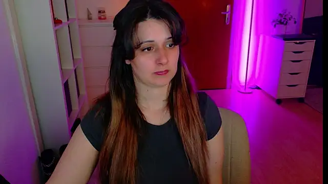 jenna-sxy19 online show from November 2025 06:08:01 PM