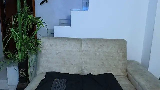 Lorenne Miller online show from March 2026 05:37:02 AM