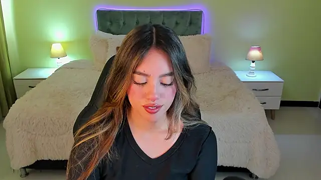  Charlotte evans 1 online show from March 2026 03:57:02 PM