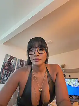 Jessie-pradoo online show from May 2026 07:50:02 PM