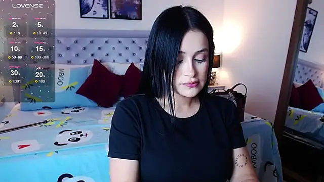 sarascottt online show from February 2026 06:52:01 PM