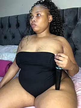 Anaelle24 online show from March 2026 07:42:02 AM