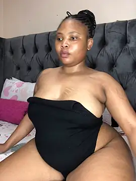 Anaelle24 online show from February 2026 06:26:01 AM