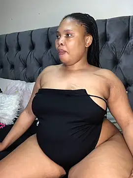 Anaelle24 online show from May 2026 03:23:01 AM