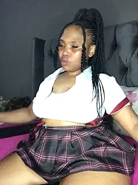 Anaelle24 online show from February 2025 07:10:01 PM