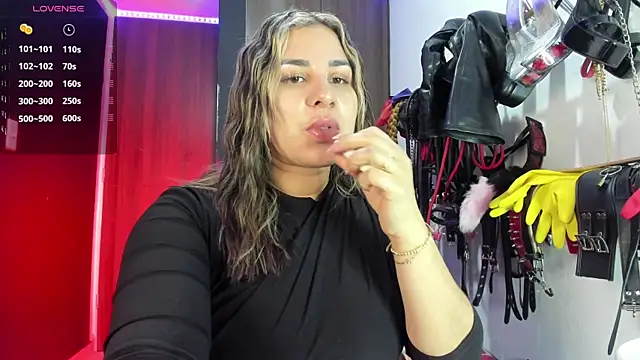 Snapshot of violet_bdsmx chatting on June 2026 07:48:01 PM violet bdsmx online show from June 2026 07:48:01 PM