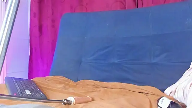 swetty loverss online show from February 2026 12:30:01 AM