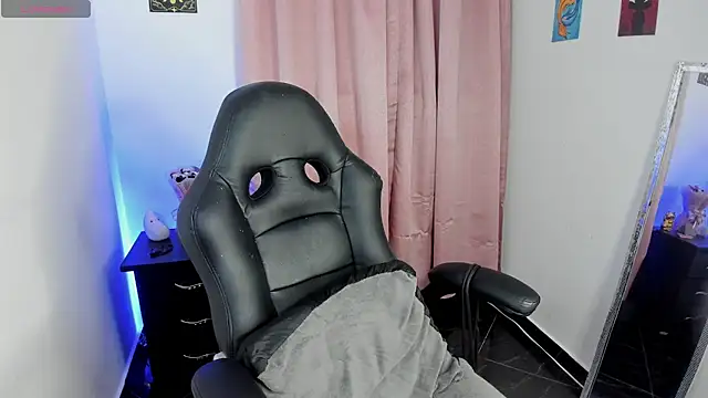 indra cam online show from November 2025 01:39:02 AM