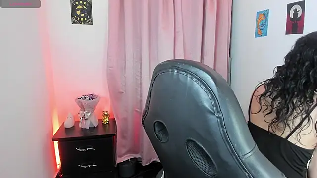 indra cam online show from February 2026 04:10:01 AM