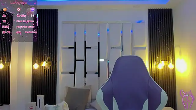 Snapshot of mia_schwarz chatting on November 2025 11:53:01 AM mia schwarz online show from November 2025 11:53:01 AM