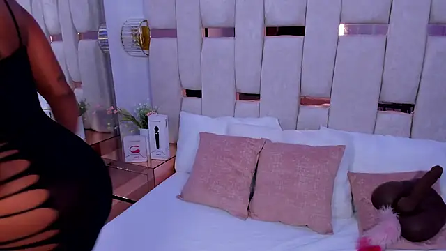 Snapshot of mia_schwarz chatting on January 2025 10:01:01 PM mia schwarz online show from January 2025 10:01:01 PM